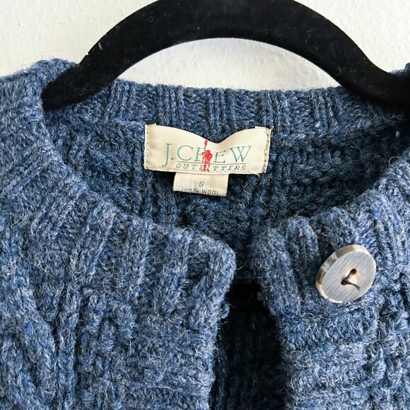 Rare Heritage Vintage 1980s J. Crew Cropped Cable Knit 100% Wool Navy Cardigan - Picture 3 of 5
